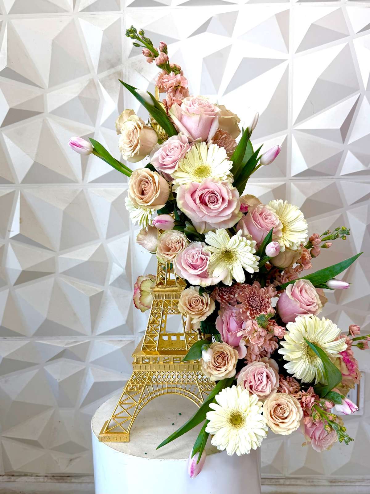 Mi Amore Flowers - Custom Bouquets & Floral Arrangements